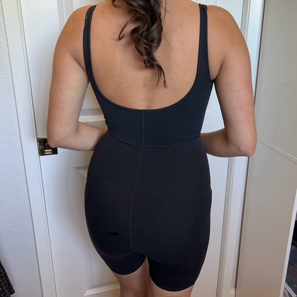 lululemon align bodysuit 6” - Picture 3 of 8